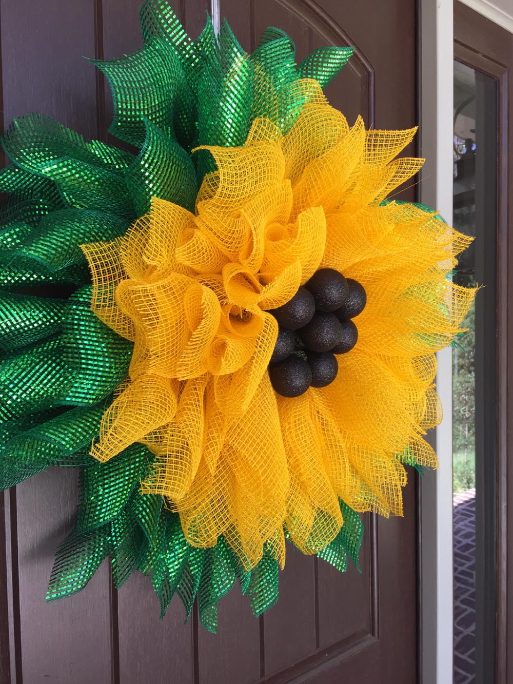 2017 Sunflower with Black Ball Center Wreath Tutorial