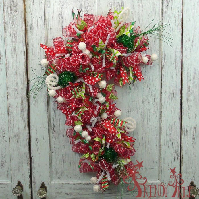 Candy Cane Wreath Tutorial