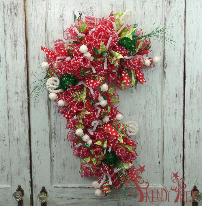 Candy Cane Wreath Tutorial