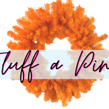 How to Fluff a Pine Wreath